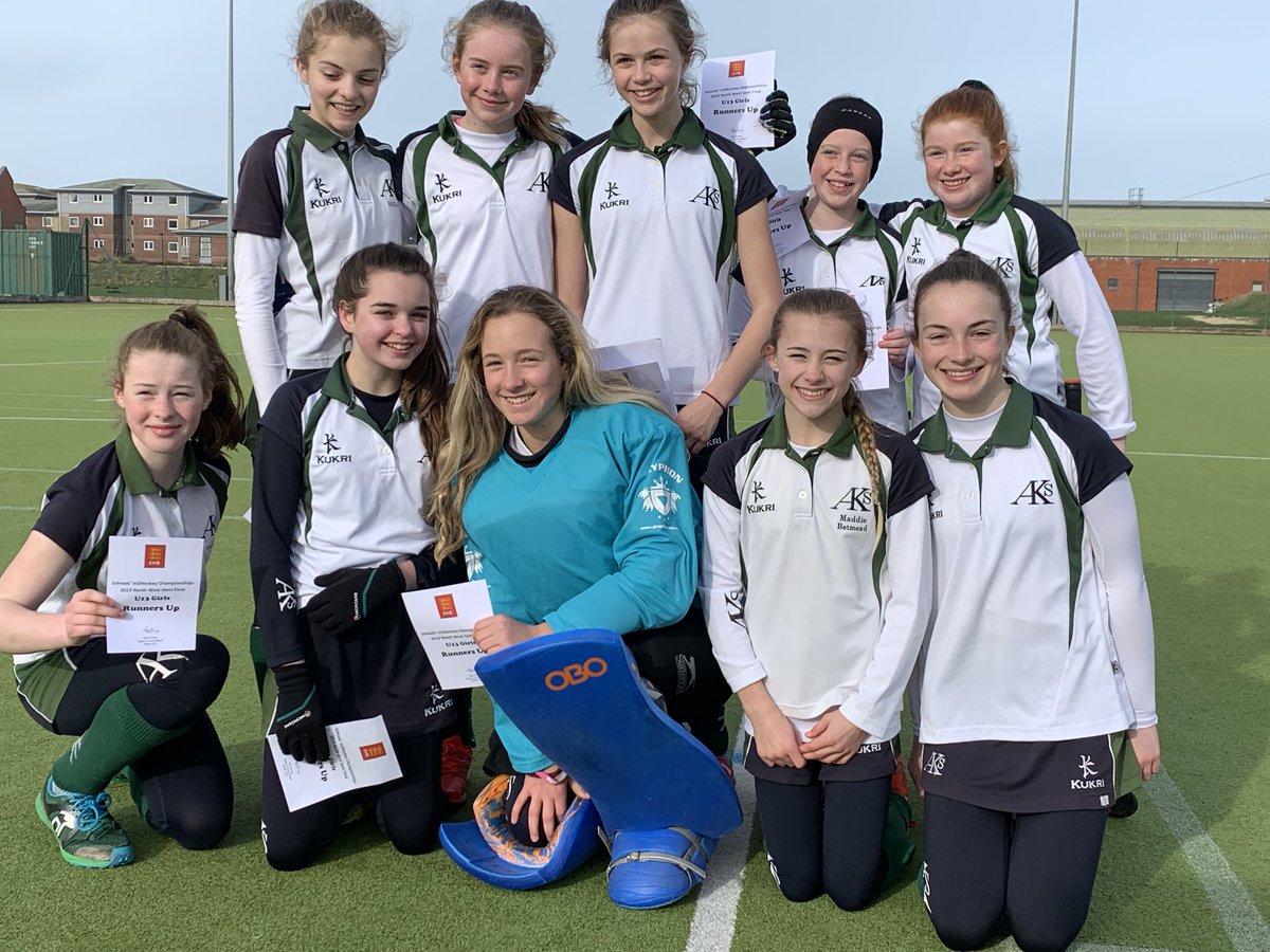 AKSSport's tweet photo. U13 hockey team through to the North of England finals in Leeds hoping to follow in the 1stXI shoes in aiming to reach the National Finals. AKS U11 boys and girls teams have also qualified to compete in Leeds #HatrickOfSuccesses#SuccessAndValue @AKSSchool @AKSjuniorsport https://t.co/um4M2PZU6h
