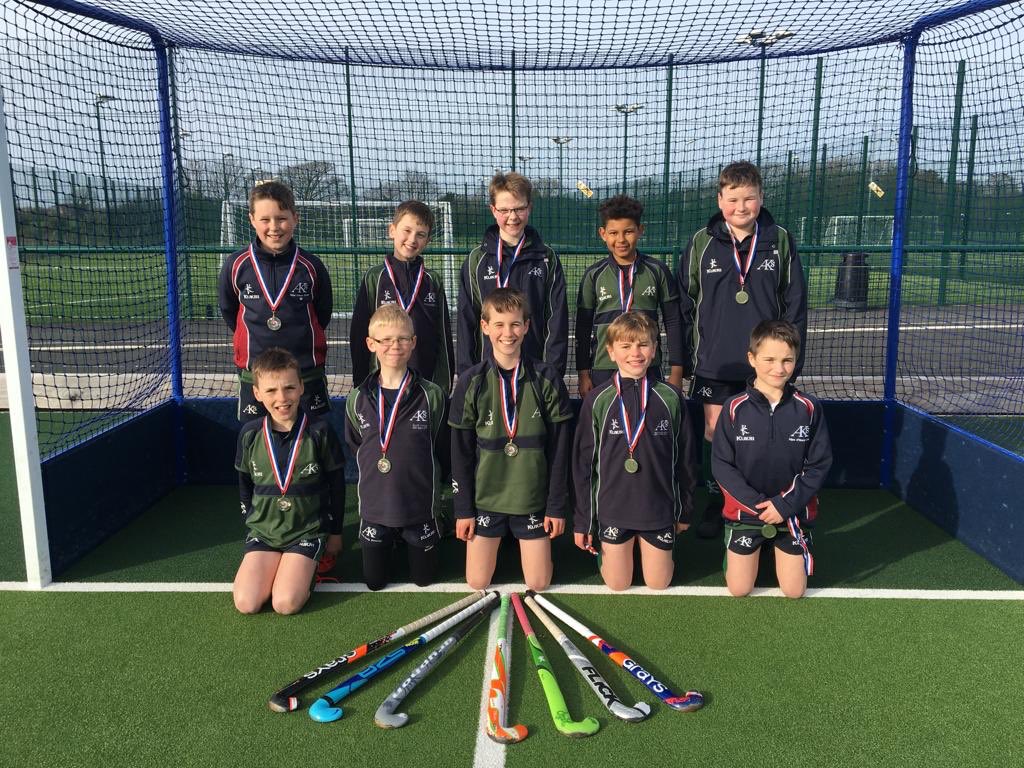 AKSSport's tweet photo. U13 hockey team through to the North of England finals in Leeds hoping to follow in the 1stXI shoes in aiming to reach the National Finals. AKS U11 boys and girls teams have also qualified to compete in Leeds #HatrickOfSuccesses#SuccessAndValue @AKSSchool @AKSjuniorsport https://t.co/um4M2PZU6h