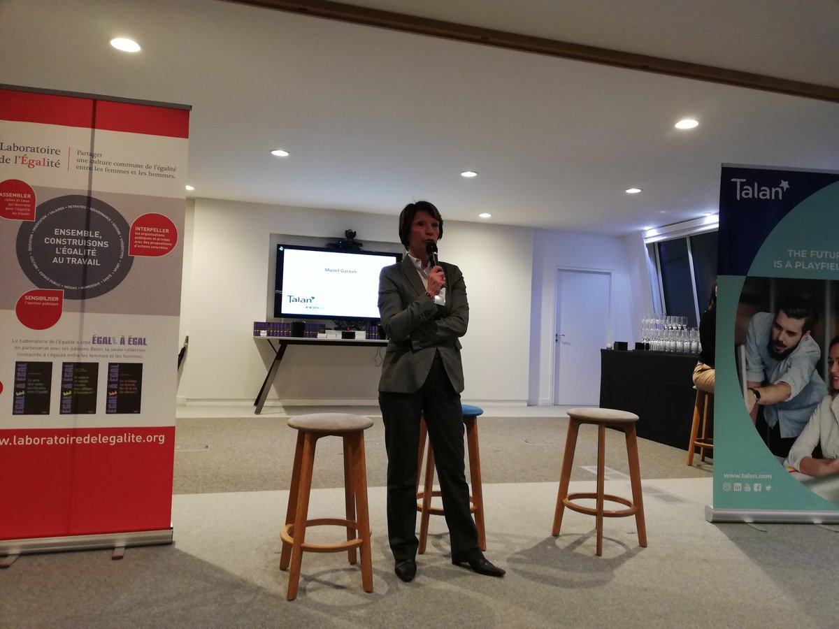 IrisdeVillars's tweet photo. Un monde plus égalitaire grâce à l'#IA ? Intégrer la dimension égalitaire dès la conception des algorithmes #incoding ou corriger les #biais existants dans les bases de données #opensource. Une question que nous traiteront lors du @Y7France cc @AudeBer @vincentflora @qfdnum https://t.co/2u8dqTfN2h