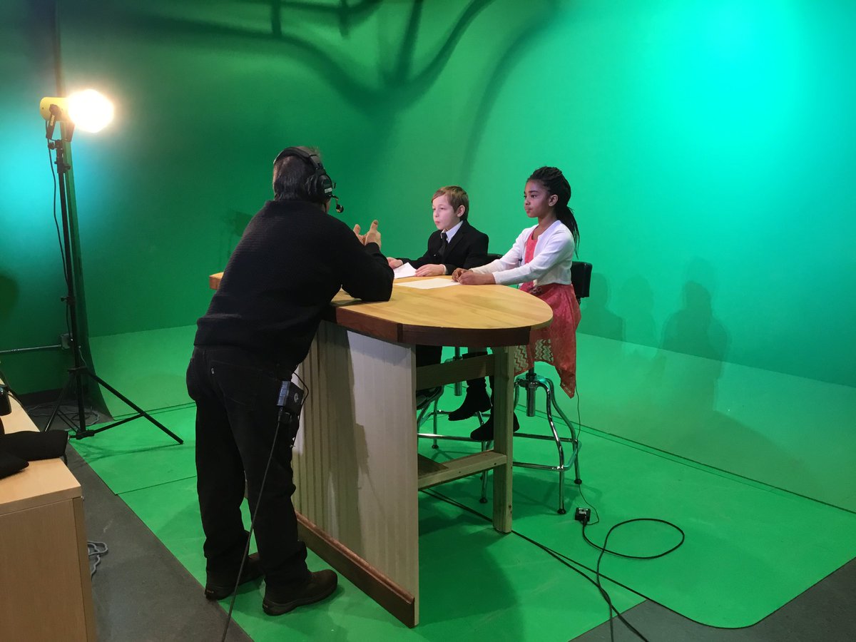 kmayoTechTeach's tweet photo. Very proud of my 3rd grade news team today filming at the high school. Big thanks to the @ApacAyer team for being so great to work with! #asrsd #phpanthersnews #edtech https://t.co/t5YTZzZKt4