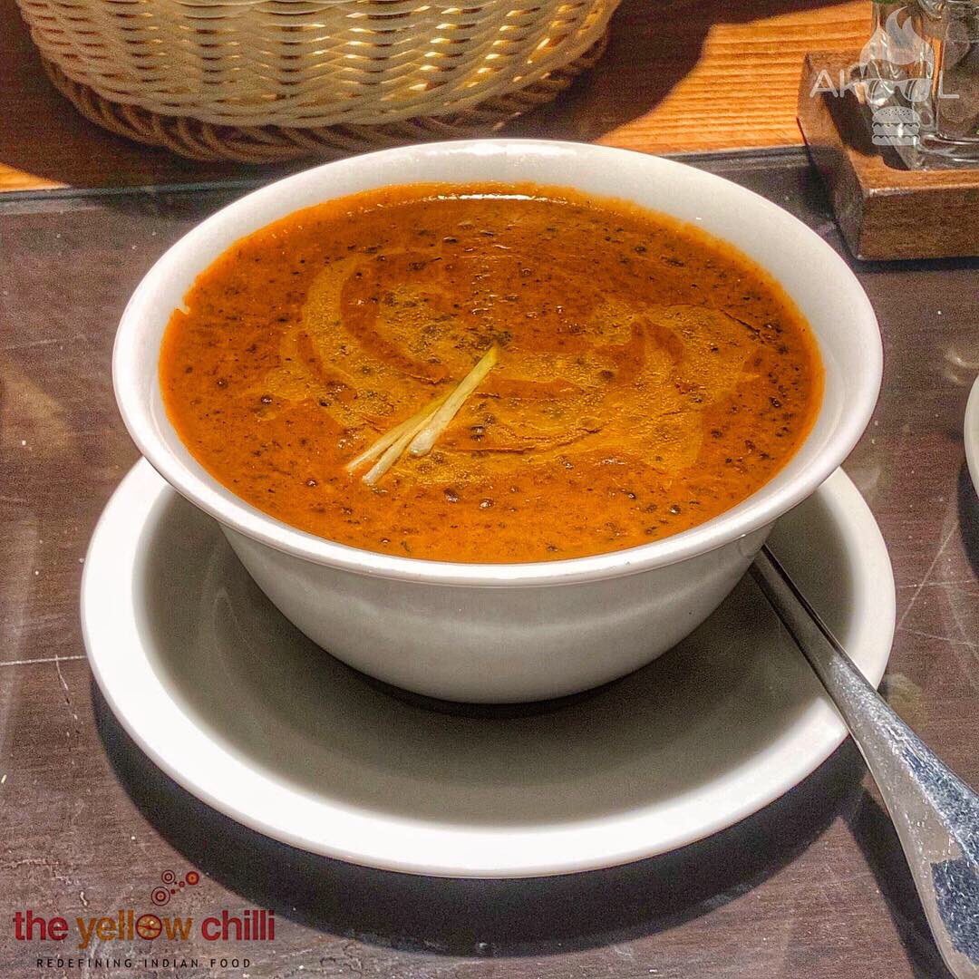 iak00l's tweet photo. @TheYellowChilli مخرج٥-افراد عوائل-اكله هندي له فروع حول العالم وهذا اول فرع في #الرياض منزل منيو جديد وجربت بعض الاطباق/برياني دجاج٤٥ طبق كبير-تندوري لامب تشنك٨٧-بطاطس محشوه بازيلا٤٠ عجبتني ويعتبرطبق #نباتي -لالا موس دال٤٠عباراه عن عدس يطبخونةيوم ونص🙇🏽‍♂️مركز 
#مطاعم_الرياض 
تابع👇🏽 https://t.co/Y2YnyK80VG