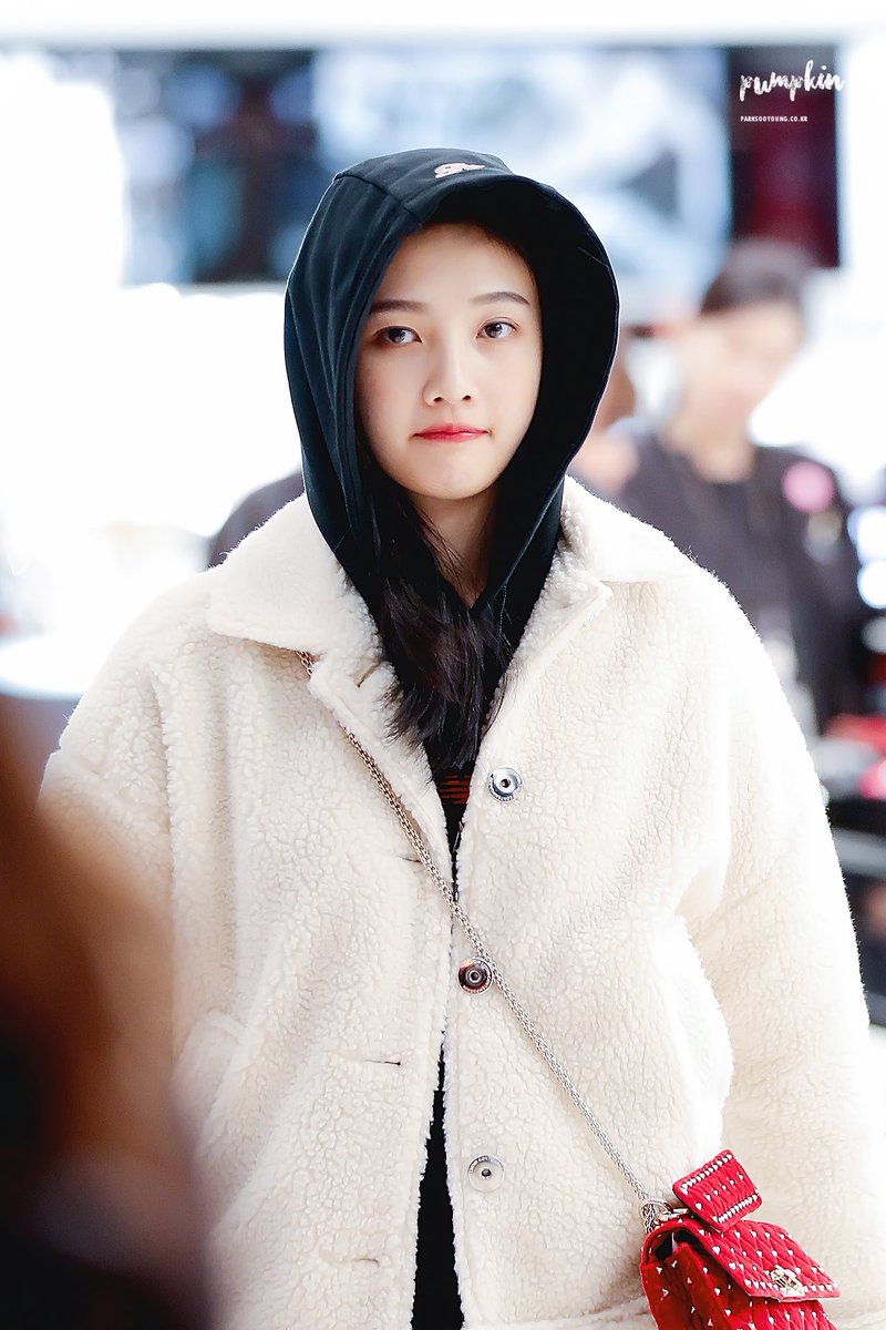 revearchived's tweet photo. ♡ #조이 *:･
˗ˏˋ©Pumpkin960903 ˎˊ˗ https://t.co/UzXZtijrMi