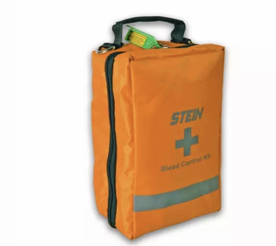 RugbyCFR's tweet photo. Well done Experience Hair Design Rugby.
Yet again, on the ball with being ‘one step ahead’
With your AED and now your ‘Bleed Kit’ you really are putting your customers and our community first 👏🏼👏🏼❤️  #bleedkit #AED #givingback https://t.co/Pjcg0hdD0q