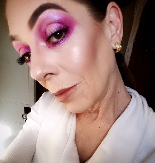 noniesmakeup's tweet photo. I just want you to see the happiness you have brought me through my pictures. I’m a 3 time cancer survivor with many scars and have been left disfigured horribly on my chest because of careless doctors, and on my face from skin cancer. But I’ve found I still have beauty without https://t.co/qXGXK5ROr2
