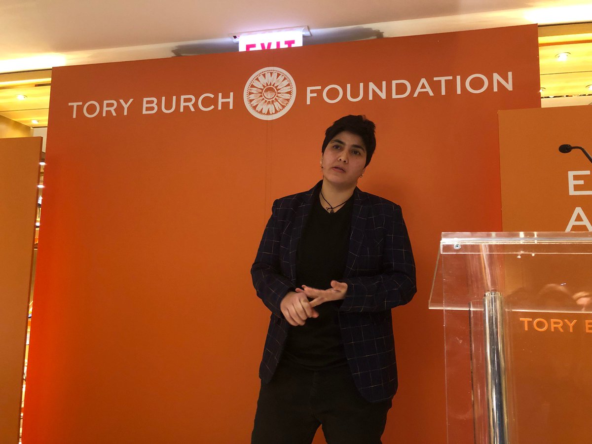 gals_inc's tweet photo. "I am stronger than ever before and more determined to bring positive change to the world through education, sports and healthcare."-@MariaToorpakai, Pakistani athlete &amp; activist @ToryBurchFdn last week w/ @TinaTchen https://t.co/IrpixSDJJm
