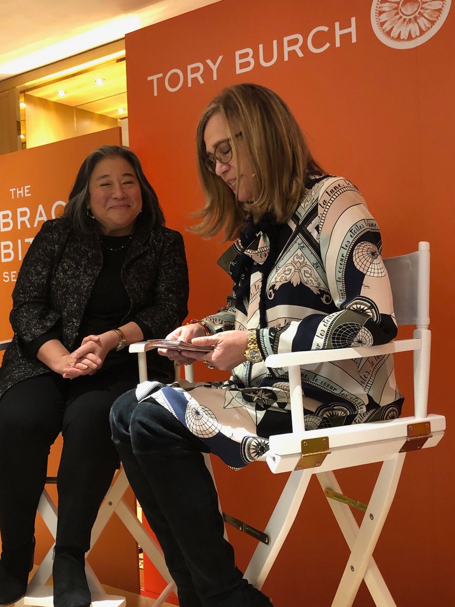 gals_inc's tweet photo. "I am stronger than ever before and more determined to bring positive change to the world through education, sports and healthcare."-@MariaToorpakai, Pakistani athlete &amp; activist @ToryBurchFdn last week w/ @TinaTchen https://t.co/IrpixSDJJm