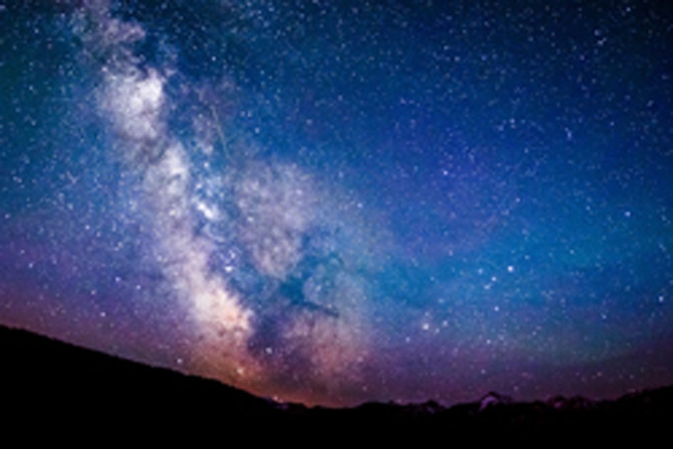 Starshoeing   in Castle Park under the stars March 15 with a guide starting at 5:00pm

PC:   Alberta Parks

#snowshoeing   #CastleProvincialPark  #winter2019   #explore #southwestalberta #winterbucketlist #bucketlistab