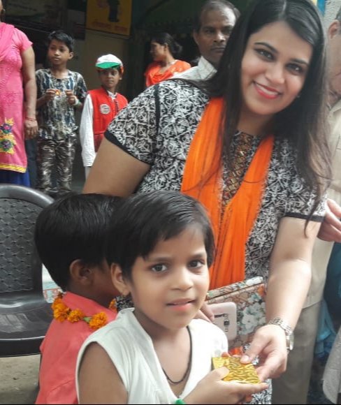 adv__deepali's tweet photo. Prize distribution in Mcd schools..😀 #BJP #NamoYuva #BetiBachaoBetiPadhao #BringEducationalReforms #contest #Academy https://t.co/1IHOzXWWJM