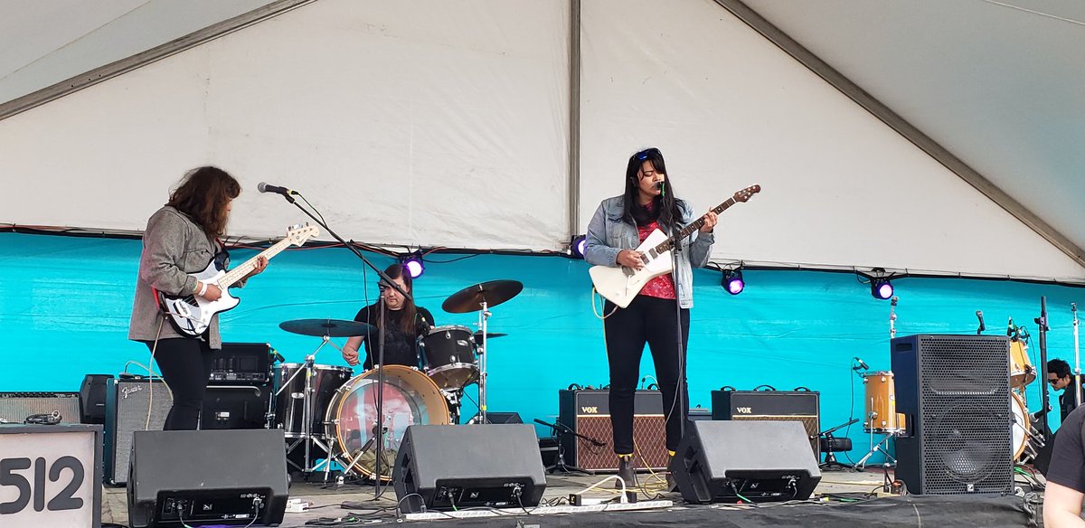 Beej's Knees tweet media