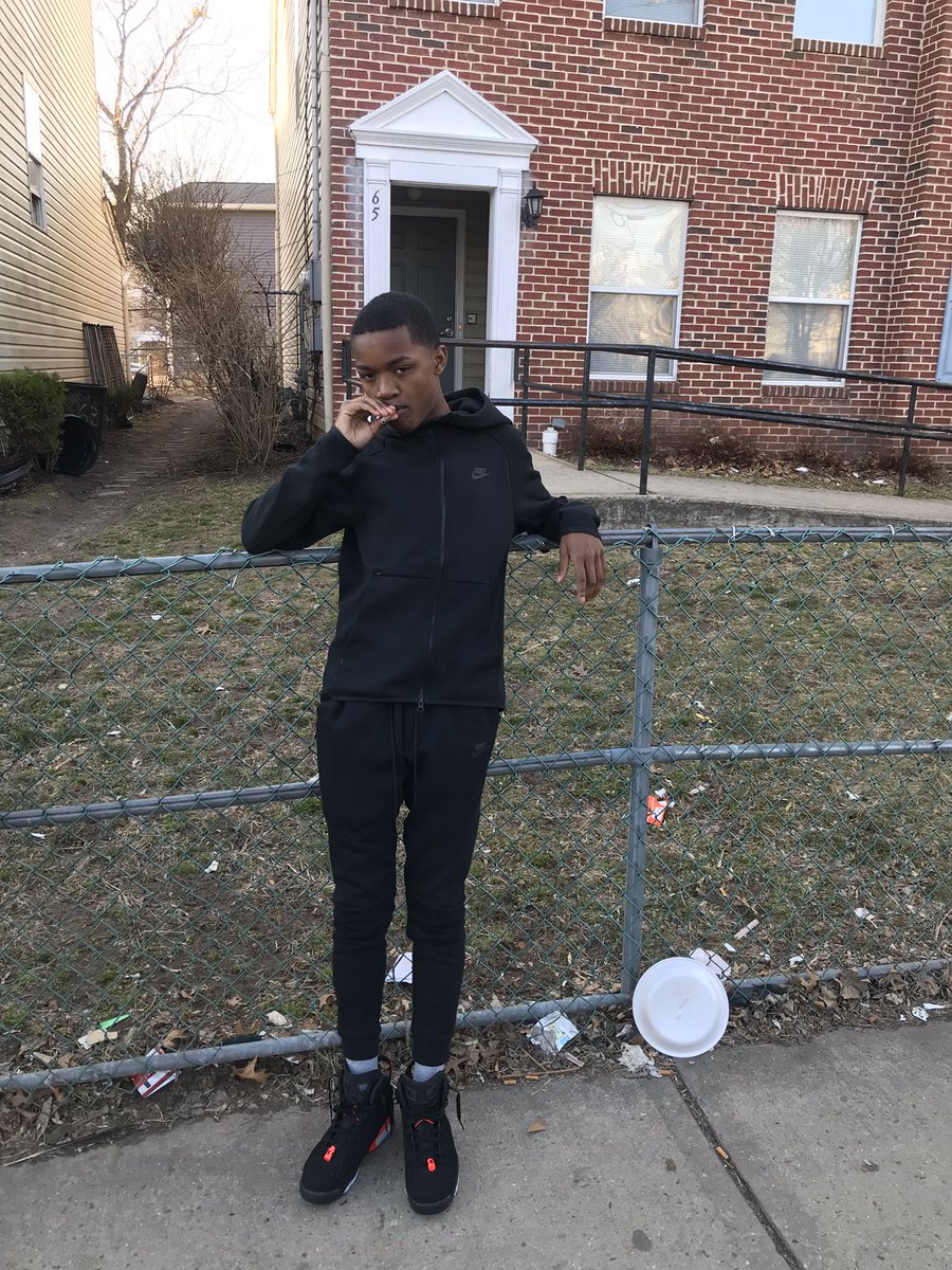 Nitro_100k's tweet photo. Ran It Up By Myself Ian Need No Help💰⛹🏾‍♂️ https://t.co/bvEE0f0ClI