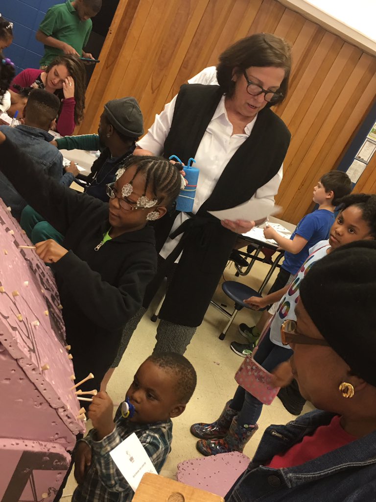 drmgbray's tweet photo. Fun on the Hill with families #FamilyNight #FullSteamAhead @HillcrestH @HCSHarrisonBay @hamcoschools https://t.co/tdb59mSXOH