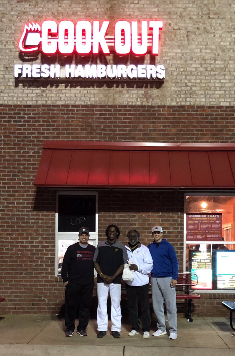 vitop30's tweet photo. We hosted our 1st college ⚾️ player last summer @noahbland28 and it was great to see him @CJSackett and his team @ODUBaseball_ play @WilsonTobs field last night winning 5-4 in 11 innings. Close the night with @CookOut ...our fav hangout #yourncfamily #beahost https://t.co/S88qXr754u