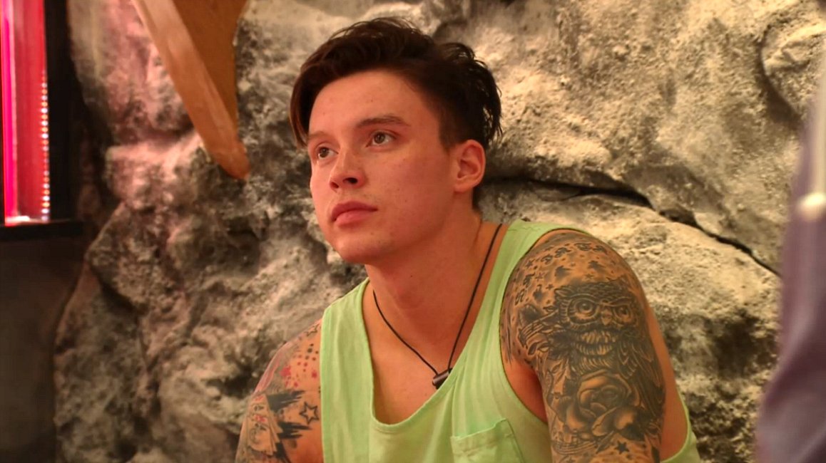 89razorskate20's tweet photo. 🕵️‍♂️Week 1 &amp; 2, RT &amp; LIKE If You're Team DAMIEN! #BBCAN7 https://t.co/WUBAOsRXWU