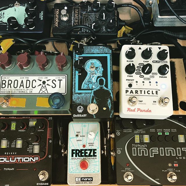 jeremyblanchard's tweet photo. It’s found a home. The @redpandalab #particle goes from basic to wacko and everywhere in between. It’s also fun to stack it with my @pigtronix #echolution.

#loudismoregood https://t.co/bG91rY2CzH https://t.co/6GVkQNHhP8
