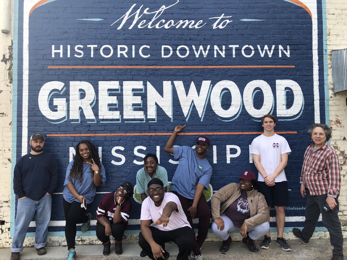 MaroonVolunteer's tweet image. On day 2 of the Mississippi Delta Alternative Spring Break, our students visited the family-owned Silent Shade Planting Company, the B.B. King Museum, ate lunch at Betty's Place, and played games and completed a service project at the Boys &amp;amp; Girls Club in Greenwood. #msuasb2019