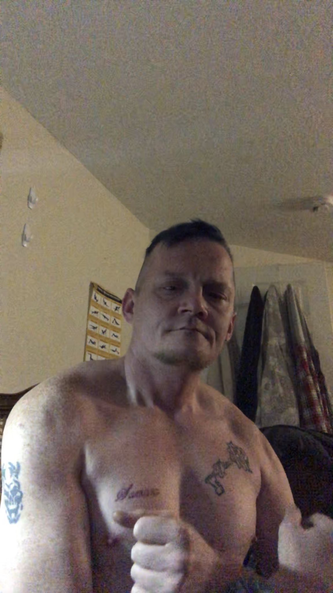 2 pic. Don’t let your mind trick you into thinking you can’t, cause the facts are there you can if you want it. 300+ down to 165 with no gym with no help other than researching online #selfmade #weightlossjourney #progress #natural https://t.co/MKWgWwq4u1