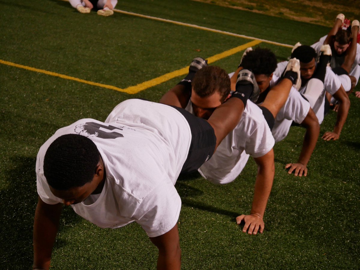 LaGrangeFTBL's tweet photo. Day 7: FIGHT 🔴⚫️
#ONEfamily https://t.co/I9pkhRSMuW