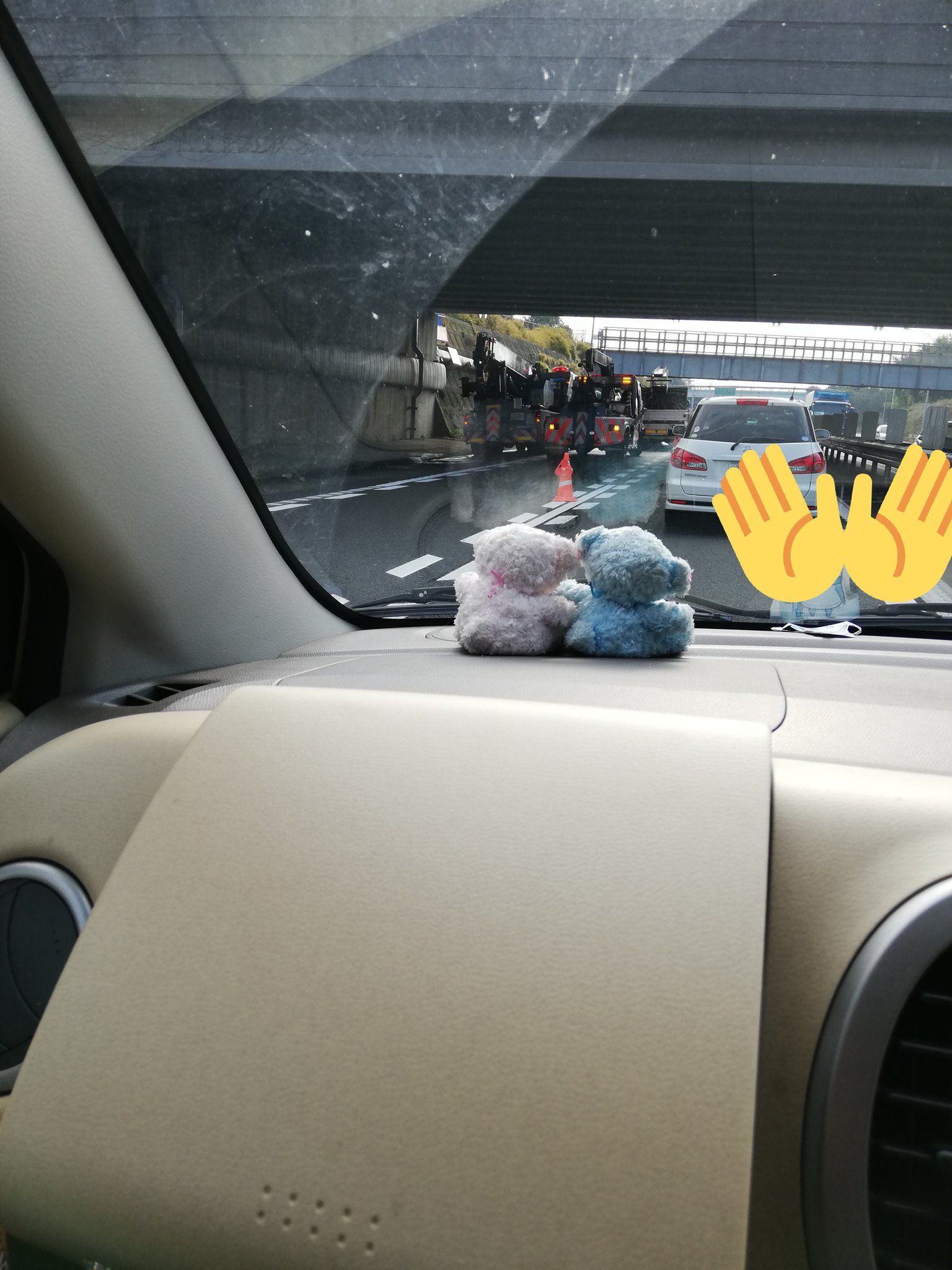 画像 第二神明道路気をつけて 大久保辺り 左でやってますその先 玉津の事故渋滞 第二神明道路 事故渋滞 左でやってる T Co D45gymw まとめダネ