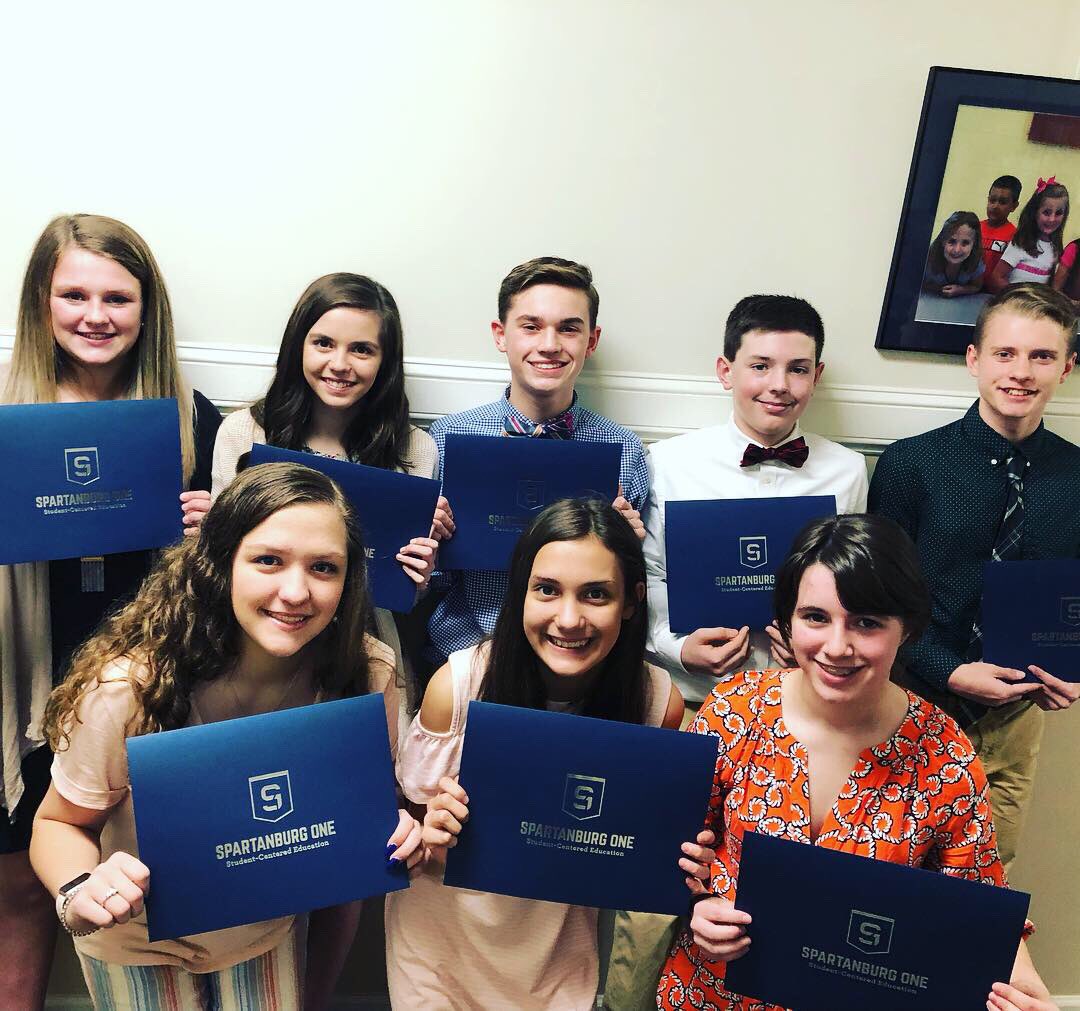spartanburgone's tweet photo. Tonight we celebrated our middle school All-Conference Basketball athletes, Distinguished Literacy teachers, and @lmscardinals SRO Brad James at our March Board of Trustees meeting! https://t.co/R0F5FetWSQ
