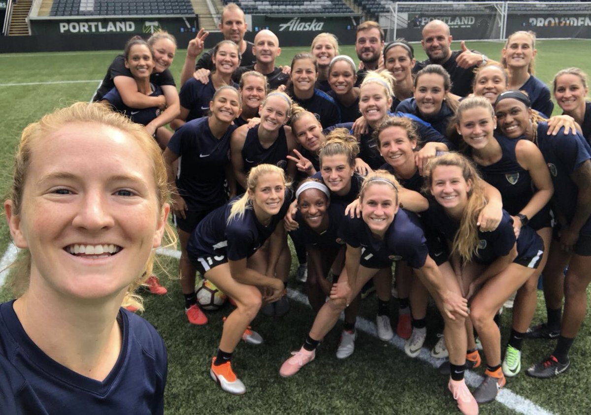 J_Mac1422's tweet photo. Excited to join the homies tomorrow 💙🦁 #Courage #Lions #GritToday #GrowthTomorrow #NWSL2019
📸 @sammymewy https://t.co/ChrIFCAmde
