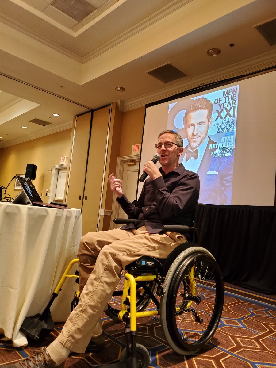 MS_Focus's tweet photo. We're at an #4MSFocus educational program in Houston right now. Blogger Dave Bexfield from @activemsers is hilarious & he's also showing us his take on our theme #FlexMSMuscle. https://t.co/Ou4guU6Uns
