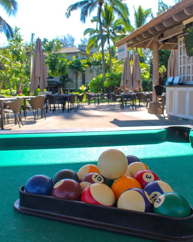 WestinPOR's tweet photo. Join us for pau hana at #WaileleBar! 

We offer daily drink specials, tasty grinds, live sports and games like ping-pong, pool and cornhole. 🍻🎱✨

Kama’aina welcome. #EatWell #PlayWell https://t.co/SVuWndwkHg