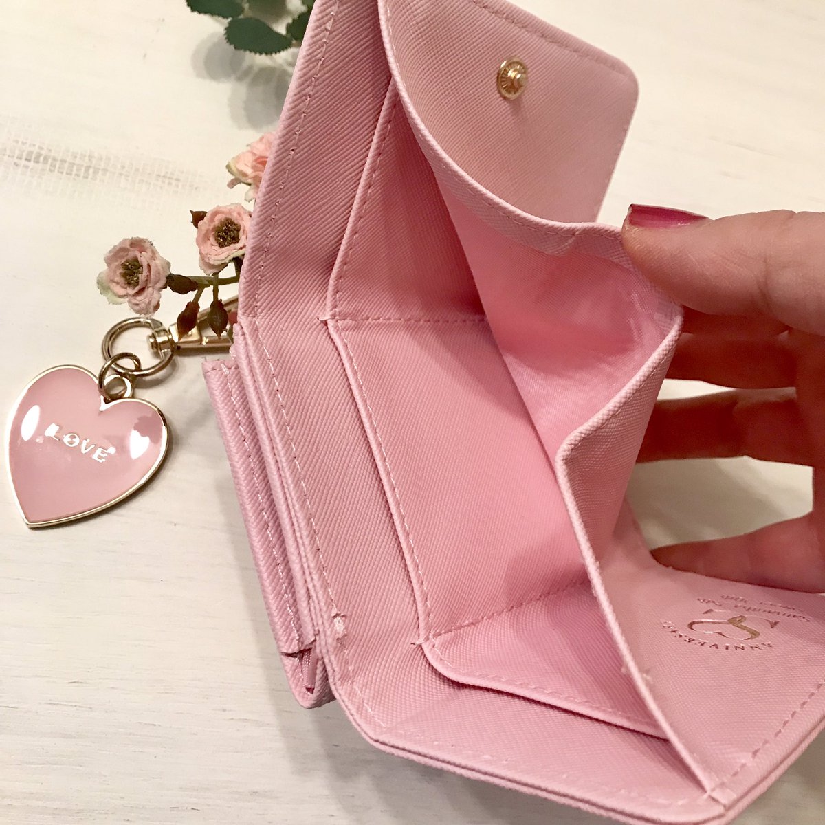 中道あすか در توییتر 今日発売のsweet4月号付録は こんな感じでした サマンサタバサのミニ財布とチャームset Sweet 雑誌 付録 Sweet4月号 付録買い 付録目当て