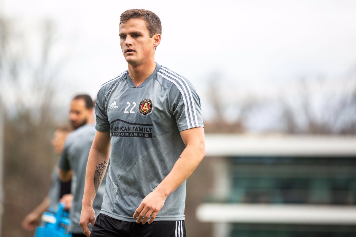 mikeyambrose3's tweet photo. Focused on Wednesday #joga https://t.co/TargcdQLwQ