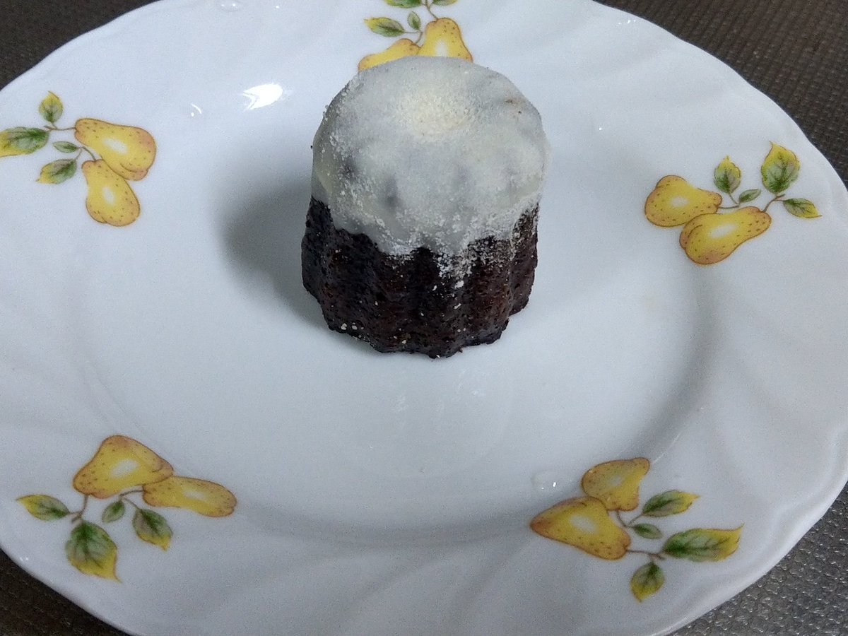 miroru's tweet photo. おはようございます~( ≧∀≦)ノ
#TIRPSE の #富士山カヌレ
富嶽三十六景の箱に入っています。
カヌレブラザーズ‥中の人がTIRPSEのオーナーで、ソムリエ‥
この前 #西洋茶屋山本 の店主に、このカヌレの話題を出すと、自然に上の内容を話されていました✨
#今日も頑張ろう
#みろるグルメ https://t.co/l0CI29yuPC
