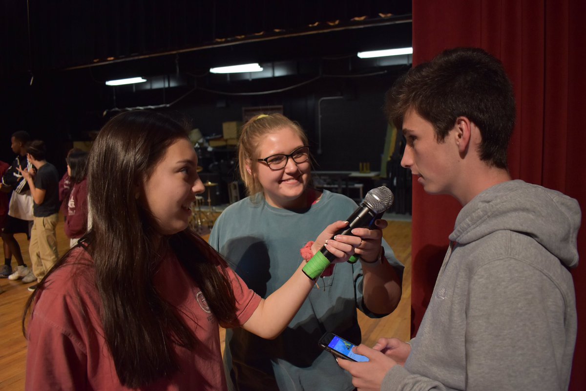 jhhsclassof2020's tweet photo. Less than 2 WEEKS AWAY!! Come to the JV Show on March 22nd @ 20:20!!! 👀 https://t.co/5AlBk4yM7o