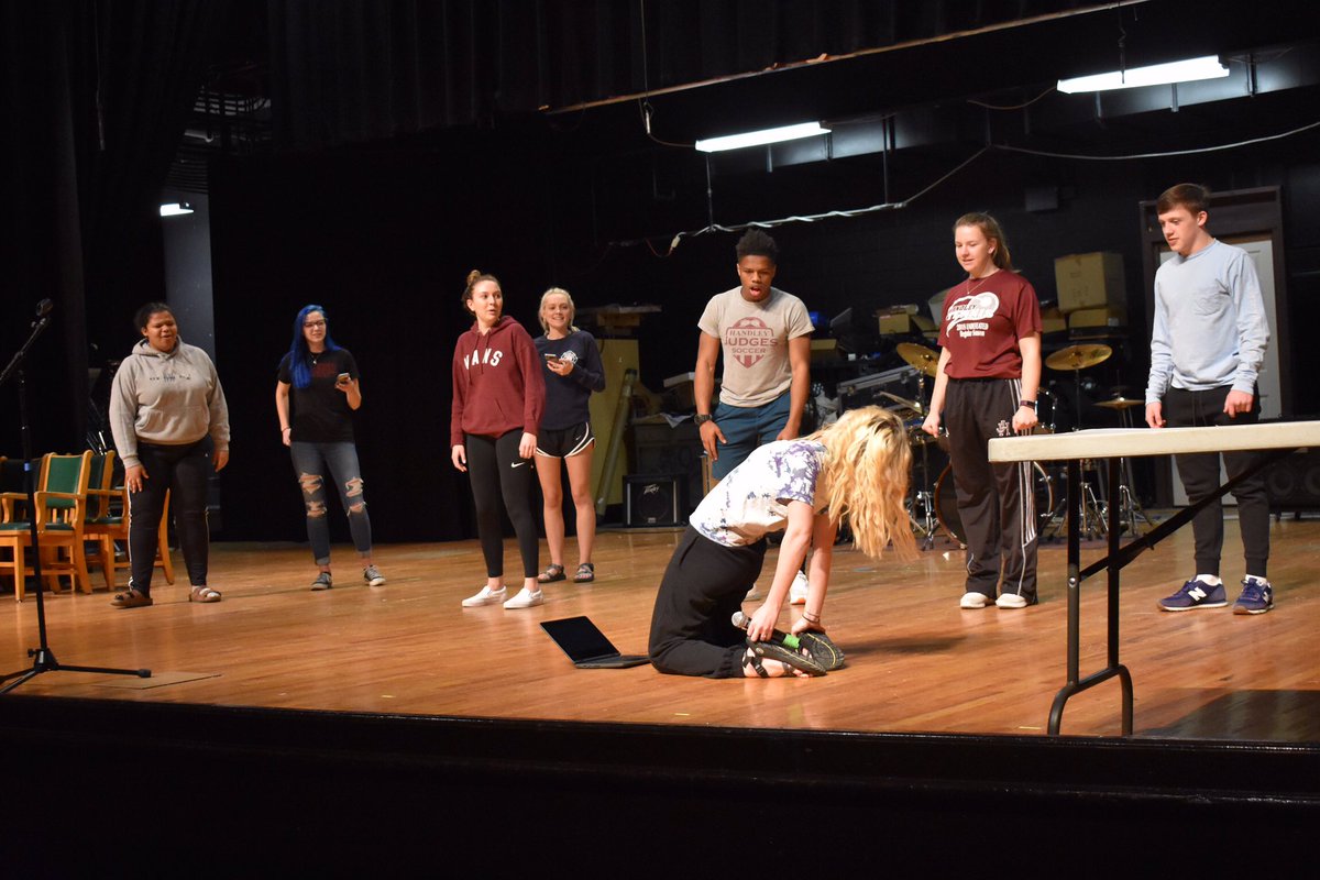 jhhsclassof2020's tweet photo. Less than 2 WEEKS AWAY!! Come to the JV Show on March 22nd @ 20:20!!! 👀 https://t.co/5AlBk4yM7o