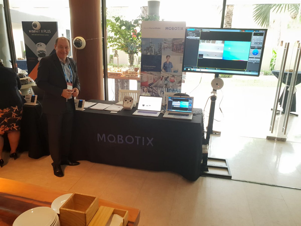 MOBOTIX_AUS's tweet photo. We've had a great day chatting with #Genetec partners at Connect'19 about how #MOBOTIX and Genetec's technology partnership will continue to grow in APAC, creating ever more innovative solutions #MxAPAC #beyonhumanvision #TechnologyPartner https://t.co/IjD8LW993e