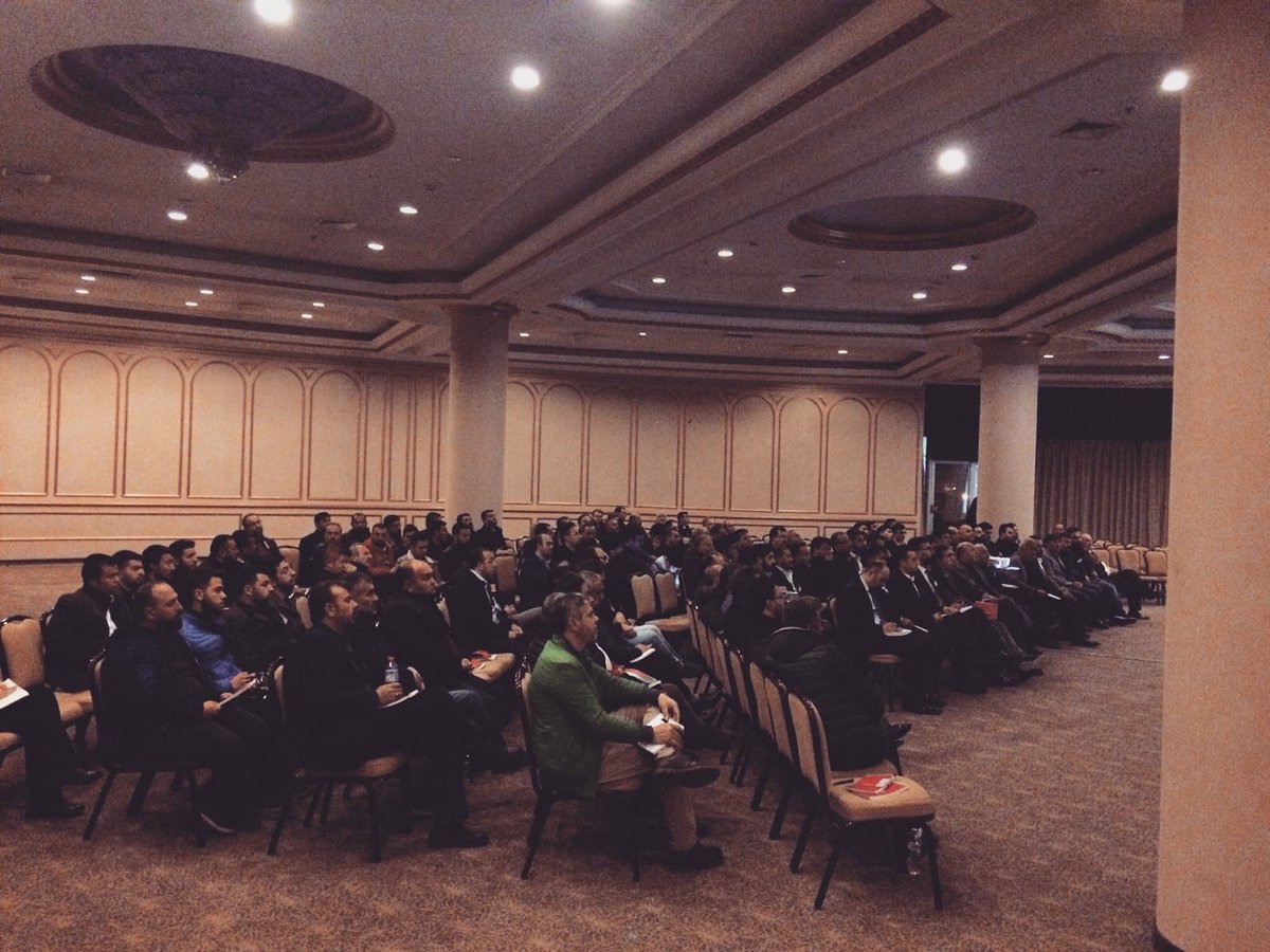 Let the meeting start 😌👏🏼 #mice #dmc #meeting #toplantı #herşeysiziniçin #bireventrotası #picoftheday #bireventcompany #party #corporate #kurumsaletkinlik #turizm #tourism #kickoff #kongre #congress #event #corporateevent #newyear #celebration #festival #corporateevents