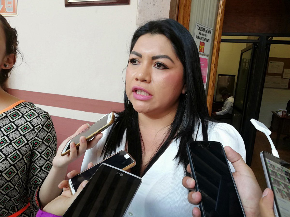 Diputada petista rechaza rompimiento entre #Morena y #PT, luego de que la dirigencia estatal del primer partido señaló que se disolvió la coalición Juntos Haremos Historia en #Morelia