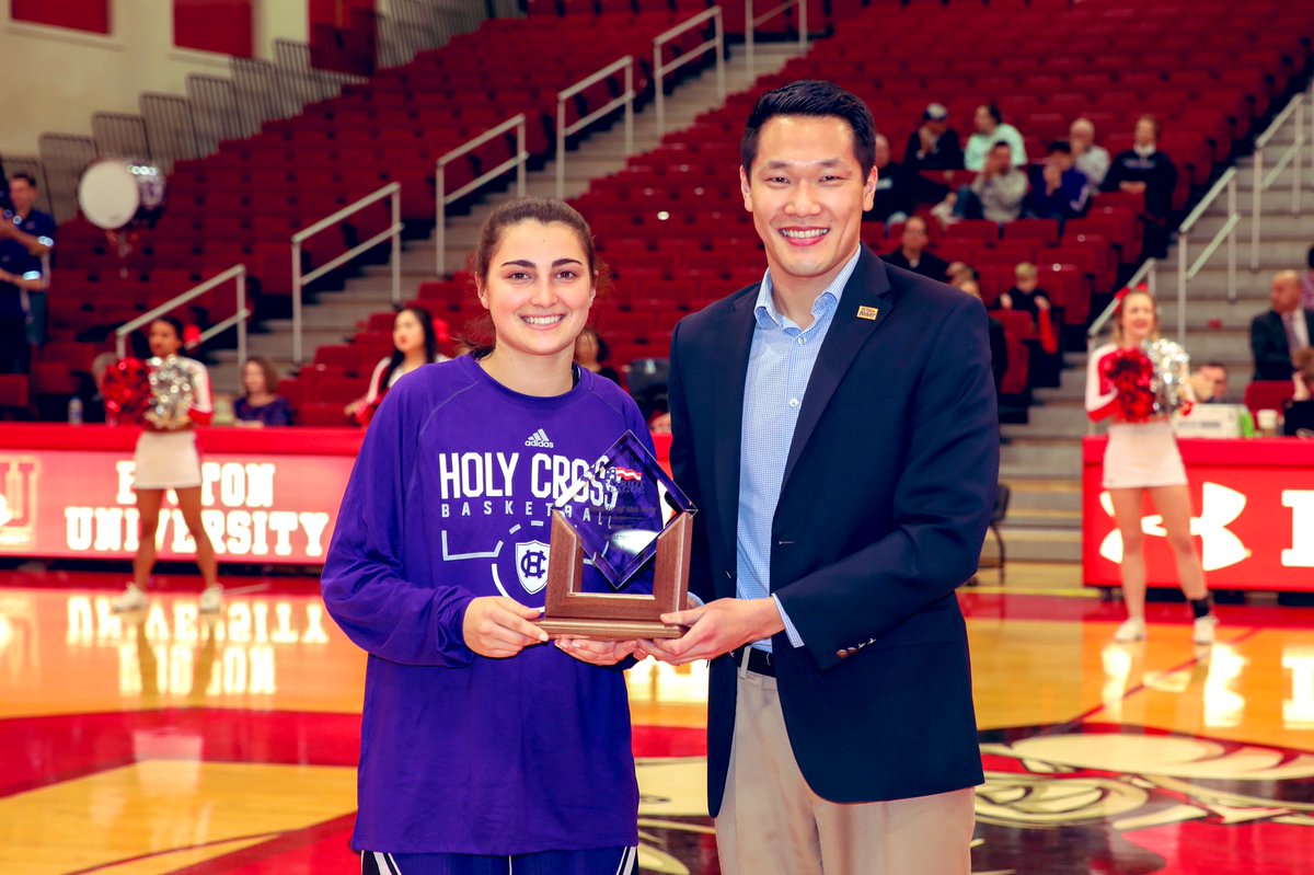 HCrossWBB's tweet image. Before tonight’s game, the @PatriotLeague presented Avery LaBarbera with some hardware 🏆

We are beyond proud of our Rookie of the Year!