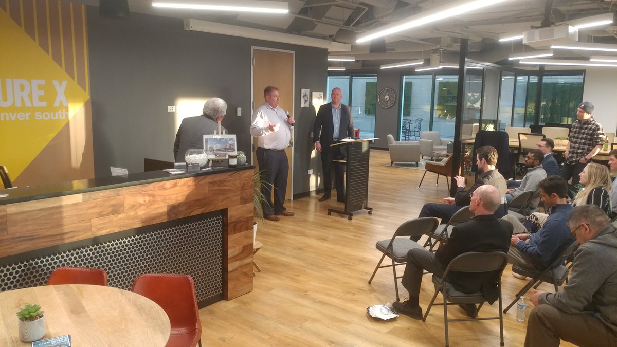 charlesknapp2's tweet photo. Thanks to @Vx_Denversouth for hosting another great Tech Sales Meetup! https://t.co/23M6wqsHbs