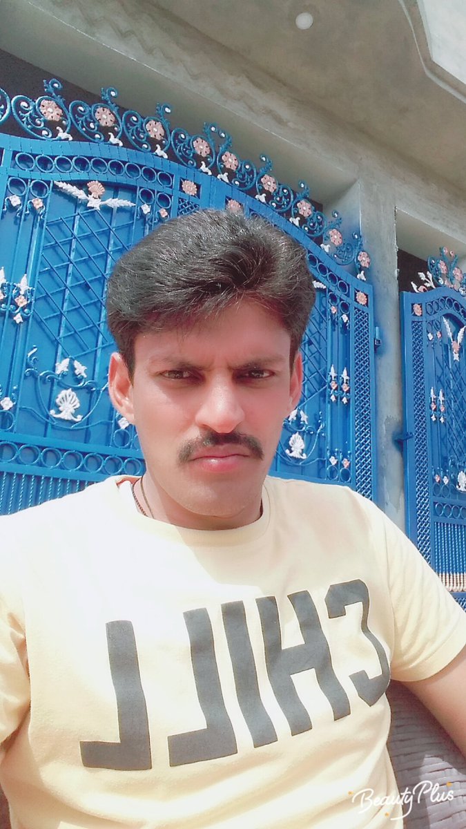 sher_nazim's tweet photo. عورت غلط شخص سے "دھوکہ" کھانے کے بعد مخلص شخص سے "بدلہ" لیتی ھے😇😇
#BringEducationalReforms https://t.co/PocxUyrQJL
