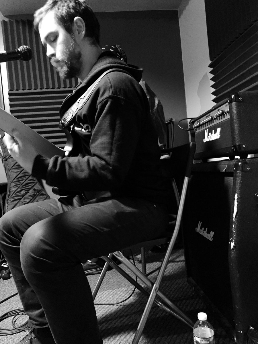 heyzeus_crisco's tweet photo. 48th ‘Fillmore East’ anniversary, and get to hear these two thru Marshall half stacks.. 🍑4️⃣✌🏼#nocoincidence #hittinthenote #brothers50
@CBDBtweets @tophercoomes https://t.co/fIncc5gDQ9
