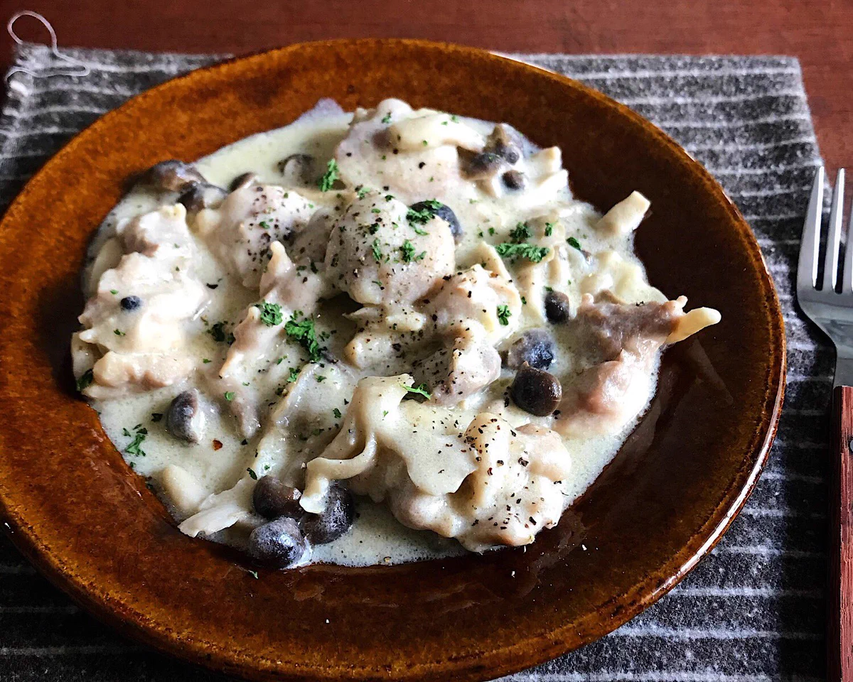 まさかこんなものまでレンジで一発！！鶏肉ときのこのクリーム煮！！