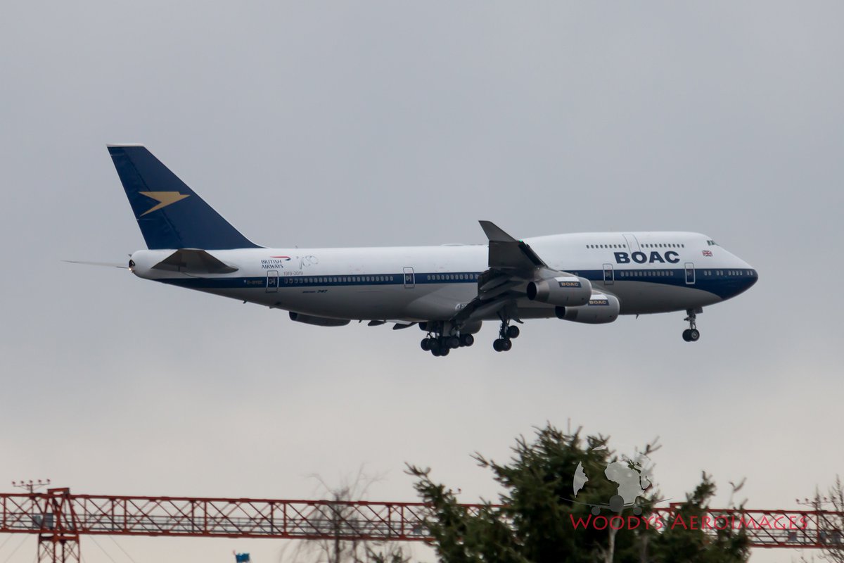 AeroimagesChris's tweet photo. The @British_Airways #BOAC (1964-1974) retro made its first appearance @SeaTacAirport this evening as #BA49
G-BYGC British Airways Boeing 747-436 - C/N 25823 / LN 1195 BOAC (1964-1974) retro https://t.co/OOu6A2X0XU