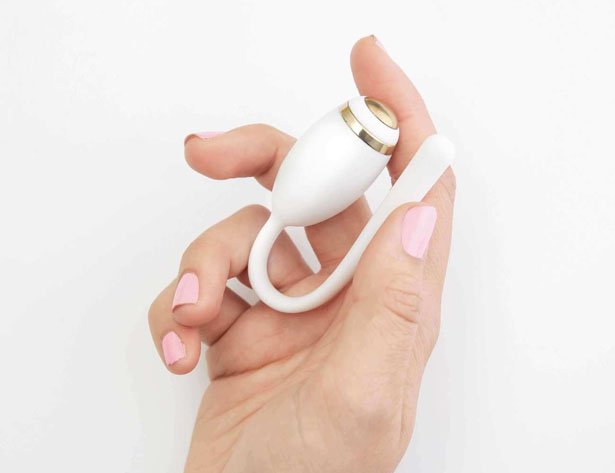 tuvie_design's tweet photo. From Lady Technologies Inc., Kegg is a 2-in-1 fertility tracker and Kegel training device. #design #tuvie #industrialdesign #productdesign #kegeltrainingdevice #kegg #fertilitytracker #designporn #designthinking #fertility
https://t.co/oM9sKpuGRD https://t.co/7xZtbZ7Oa3