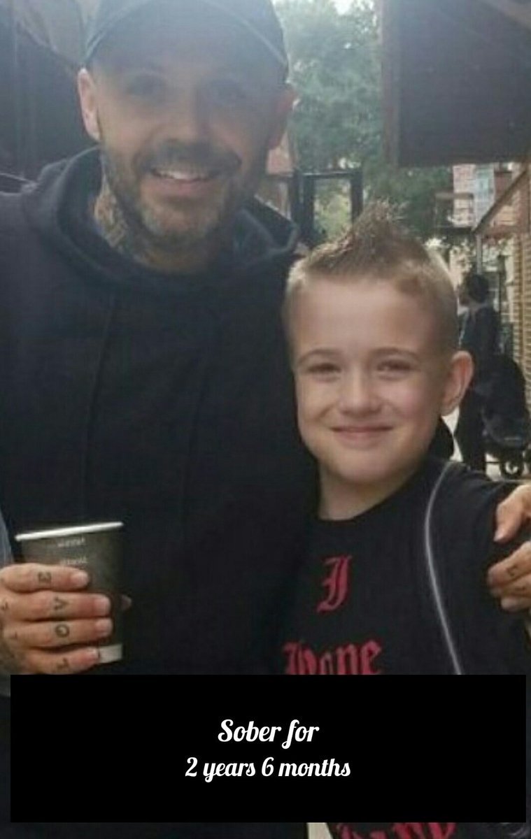 mphillips9878's tweet photo. 2 and a half years y'all! #sober #soberlife #sobriety #secondchances #peoplecanchange #BlueOctober https://t.co/JY85U5xCzX