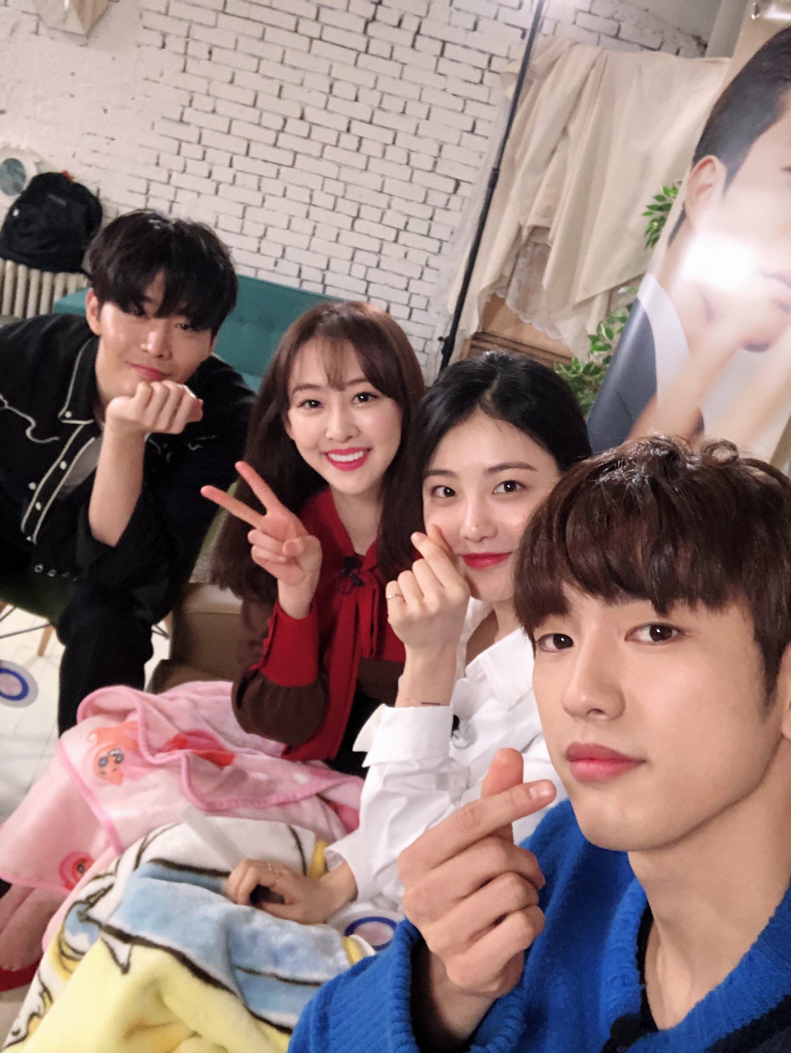 D1bOipeU4AE1syf.jpg:orig