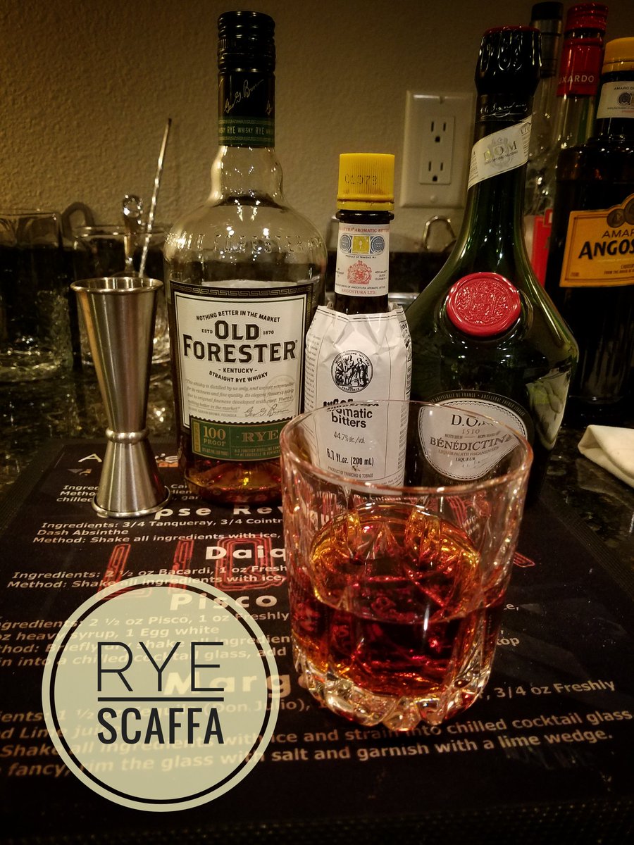 Alamagoozlum's tweet photo. Another day, another #Scaffa.
Rye Scaffa
2 dashes Ango
1.5 Rye
1.5 Benedictine
#ShowUsYourCocktail #BLP
#IceShortage https://t.co/da9ZOrTIvz
