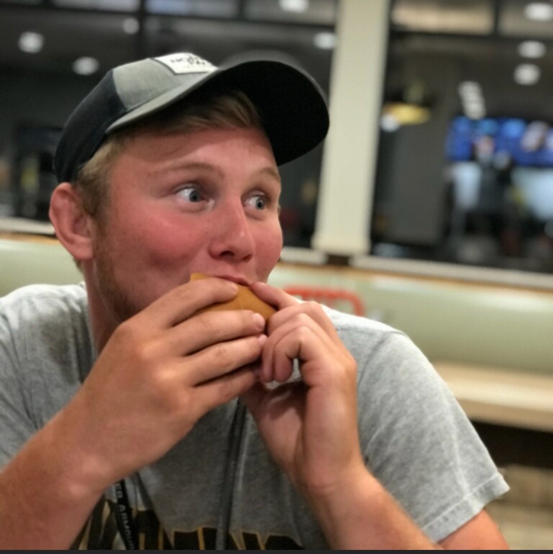 benjamin_gore's tweet photo. #NewProfilePic that end of wrestling szn mood https://t.co/TnmoHZnuoE