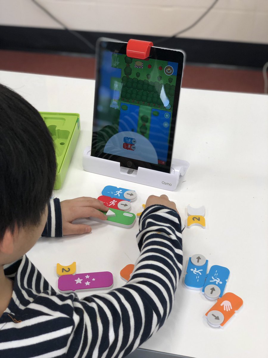 MrsLindseyGC's tweet image. Mrs. K. Boyce’s class @StratfordPOB learned how to use @PlayOsmo today! We practice our #Numbers, #Words and #CodingAwbie! @AlisonJClark @MrsWintersSR