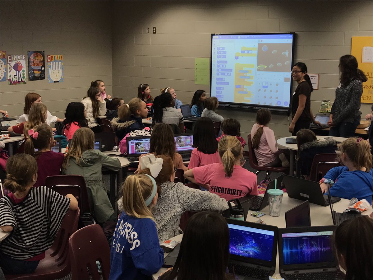 DeannaSoukup's tweet image. @LSGirlsWhoCode from @lstigers @lswtitans @lsnbroncos leading their first pop-up event for 80 3rd-6th grade girls at Hawthorne Hill Elementary!  The @hhehornets girls are very creative with @scratch!  #girlscodetheworld @GirlsWhoCode #r7proud @LSR7