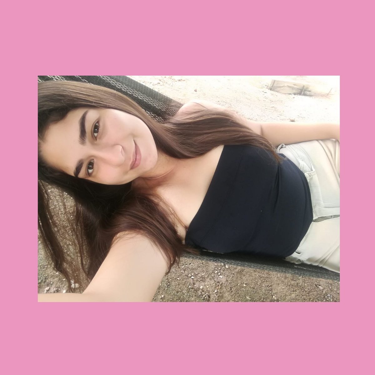 alejateaver's tweet photo. #NuevaFotoDePerfil https://t.co/BheZuNBusZ