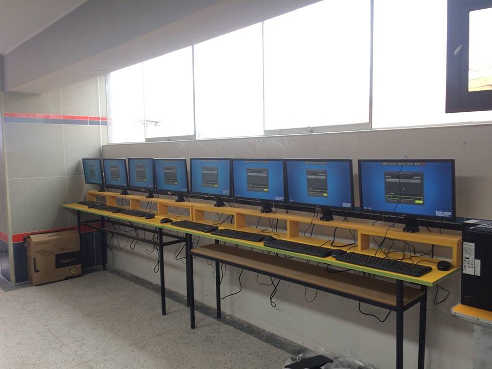 vCloudPoint's tweet photo. #vcloudpoint Successful Case in Peru,1 PC for 30 Users
Server configuration for each 30 seats :
Product Model: V1
Application: Office 2016,Corel Draw,Adobe,Photoshop,Illustrator, etc.
• CPU: 2* Intel Xeon 8 Cores
• Memory: 64GB
• SSD: 500GB
• HDD: 2TB
• OS: WIN 10 https://t.co/6p7q2xnX9F