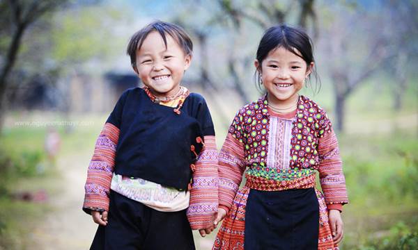 AsiaticaReisen's tweet photo. Wo ist Vietnam? 
Das S-förmige Land bietet nicht nur wunderschöne Strände und wunderschöne Landschaften, sondern auch eine vielseitige Kultur und einzigartige Küche, die einen Besuch wert sind. #Vietnam #vietnamreisen #asiaticatravel 
https://t.co/g5aJ2miRSz https://t.co/AlAqmgngZc
